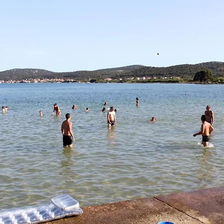 Rooms By The Sea Pasman - 8223 Gasthof