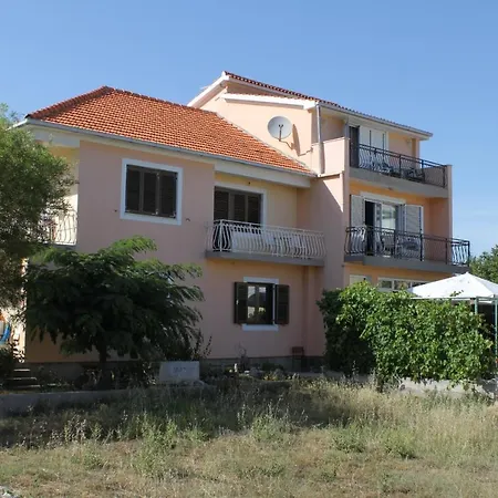 Rooms By The Sea Pasman - 8223 Gasthof 3*