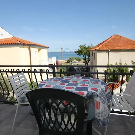 Rooms By The Sea Pasman - 8223 Gasthof 3*