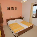 Rooms By The Sea Pasman - 8223